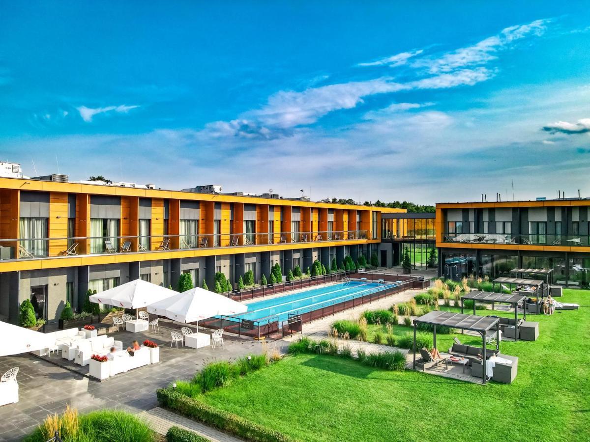 Hotel Bonifacio Spa&Sport Resort Sochocin エクステリア 写真