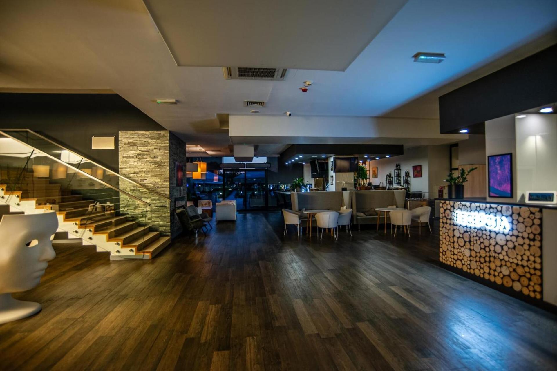 Hotel Bonifacio Spa&Sport Resort Sochocin エクステリア 写真